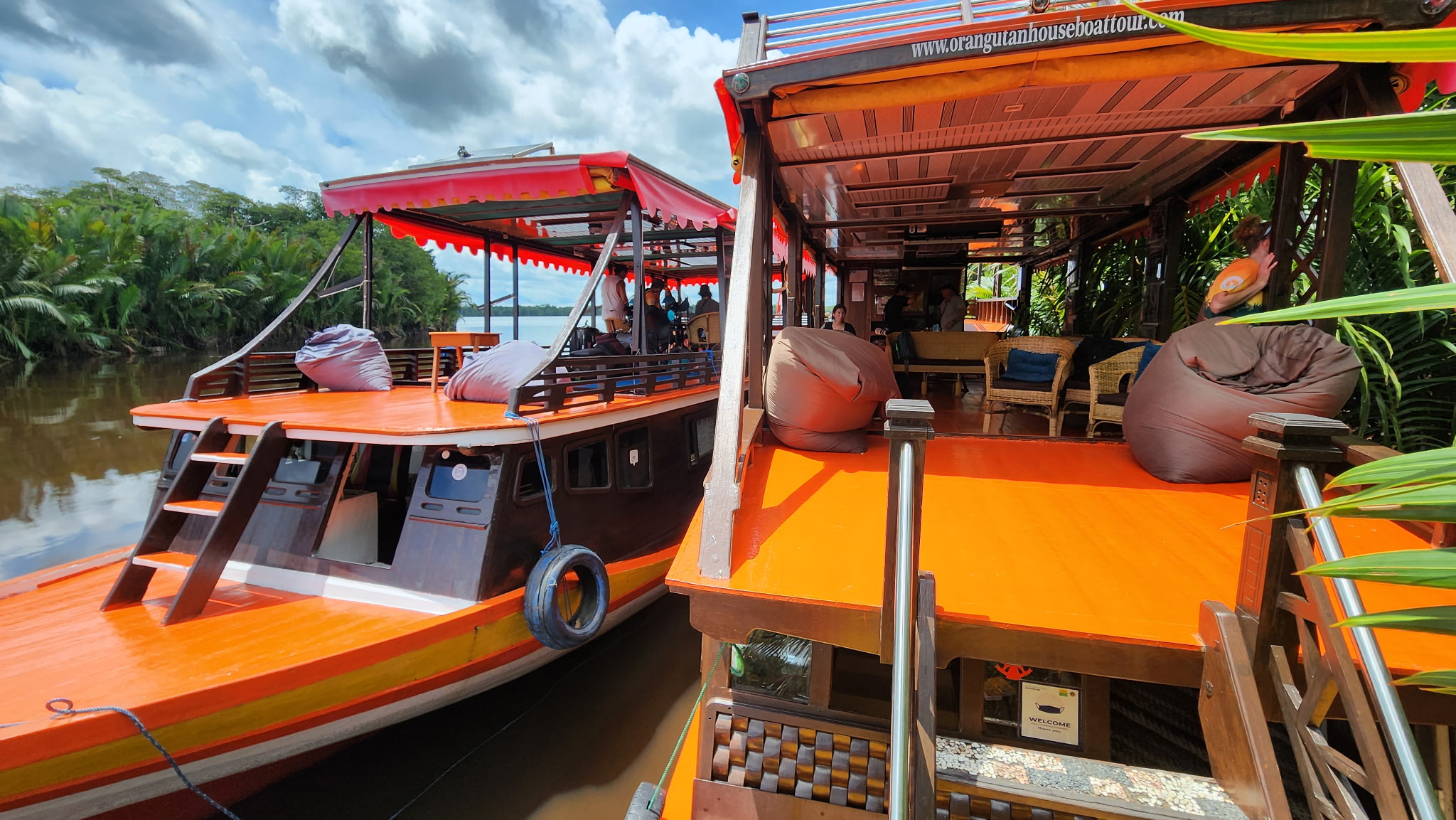 Kelotok on river